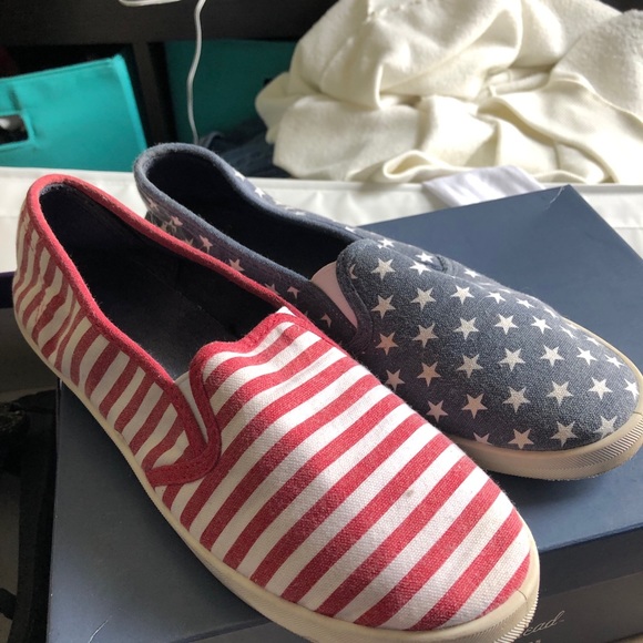 U.S. Flag slip on shoes - Picture 3 of 4